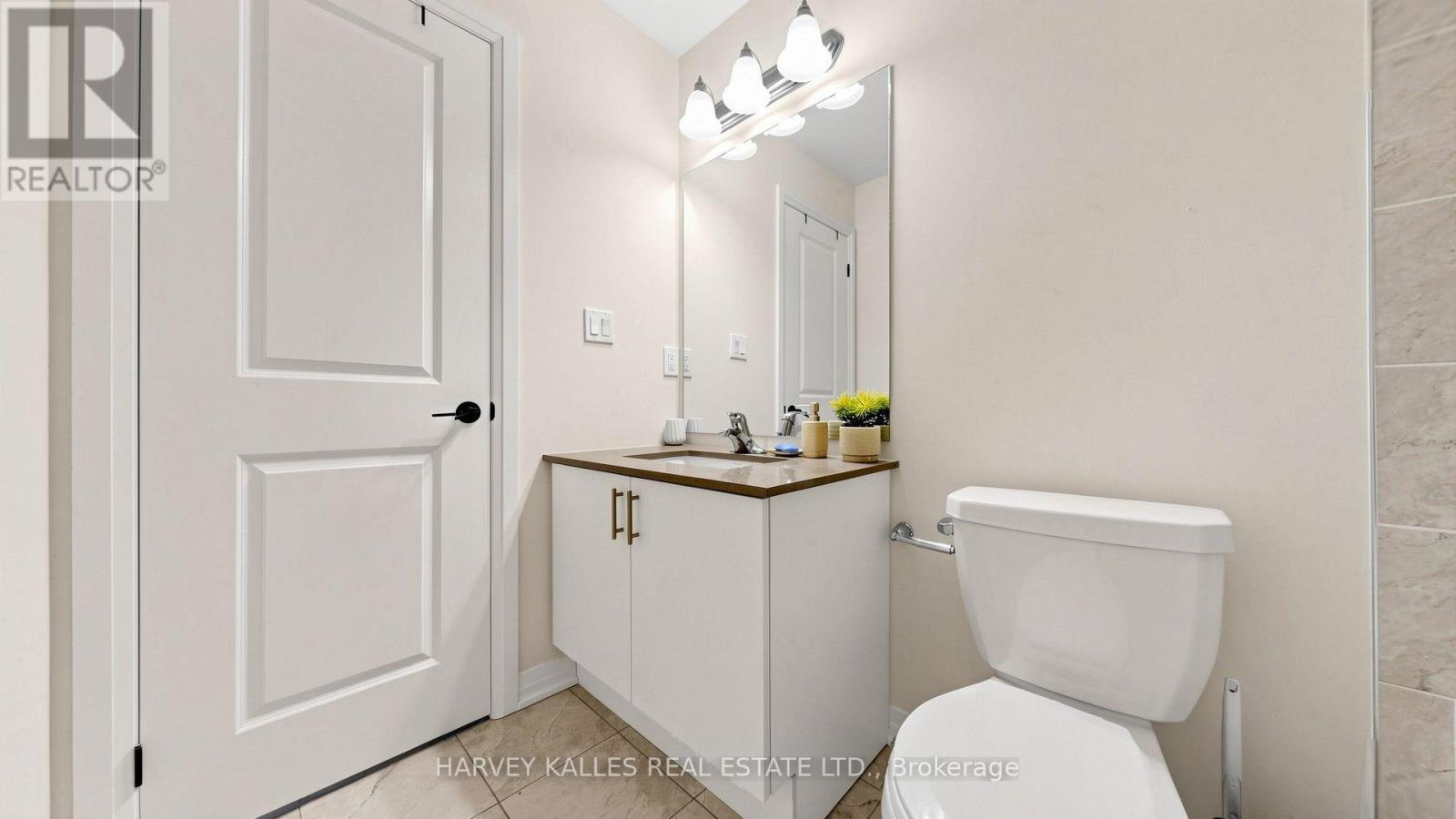 44 De La Roche Drive Property Photo 42
