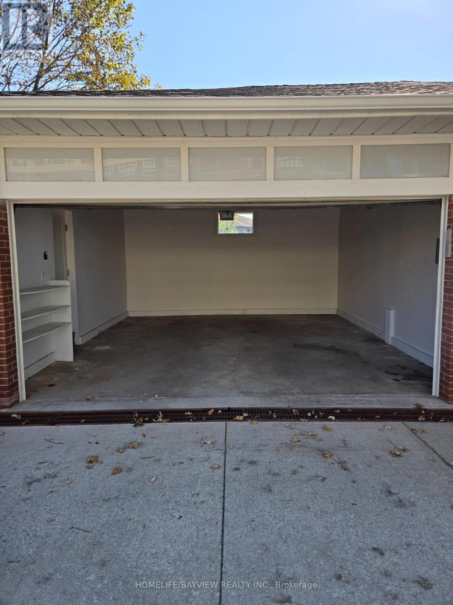 2401 Major Mackenzie Drive Property Photo 21
