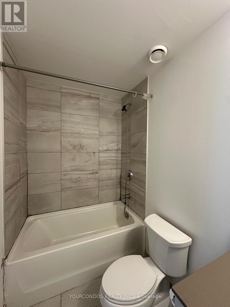117w - 268 Buchanan Drive Property Photo 10