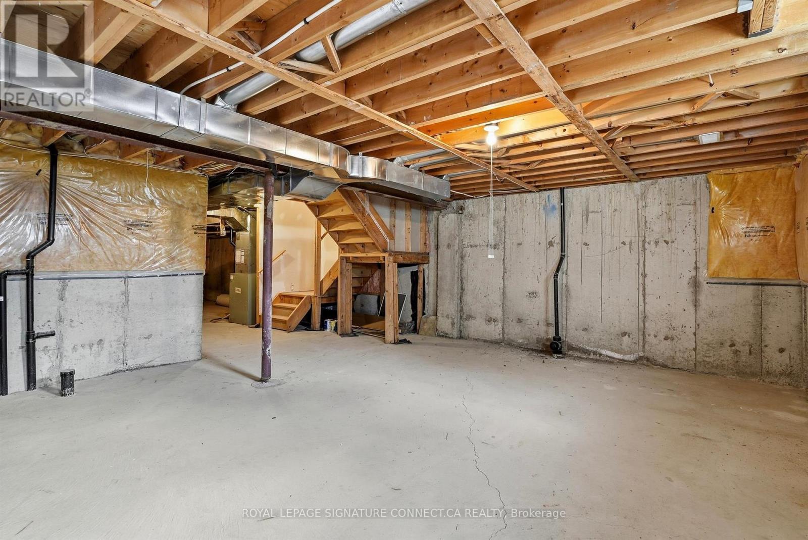 32 Wheelwright Drive Property Photo 29