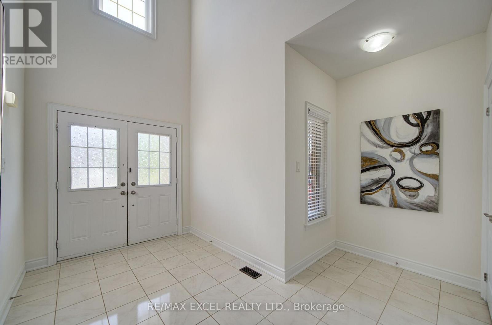 145 Milby Crescent Property Photo 6