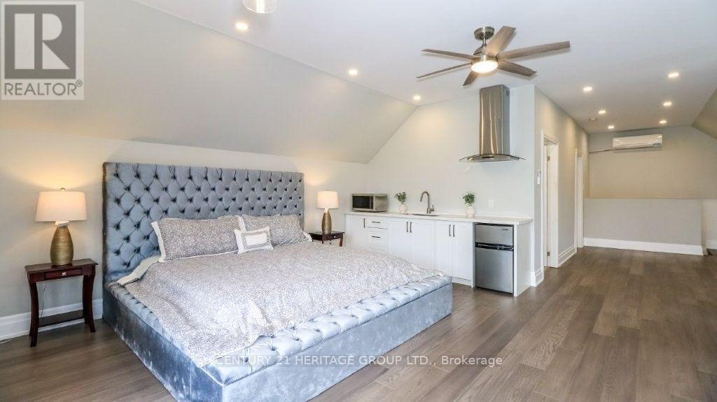 3500 Crescent Harbour Road Property Photo 14