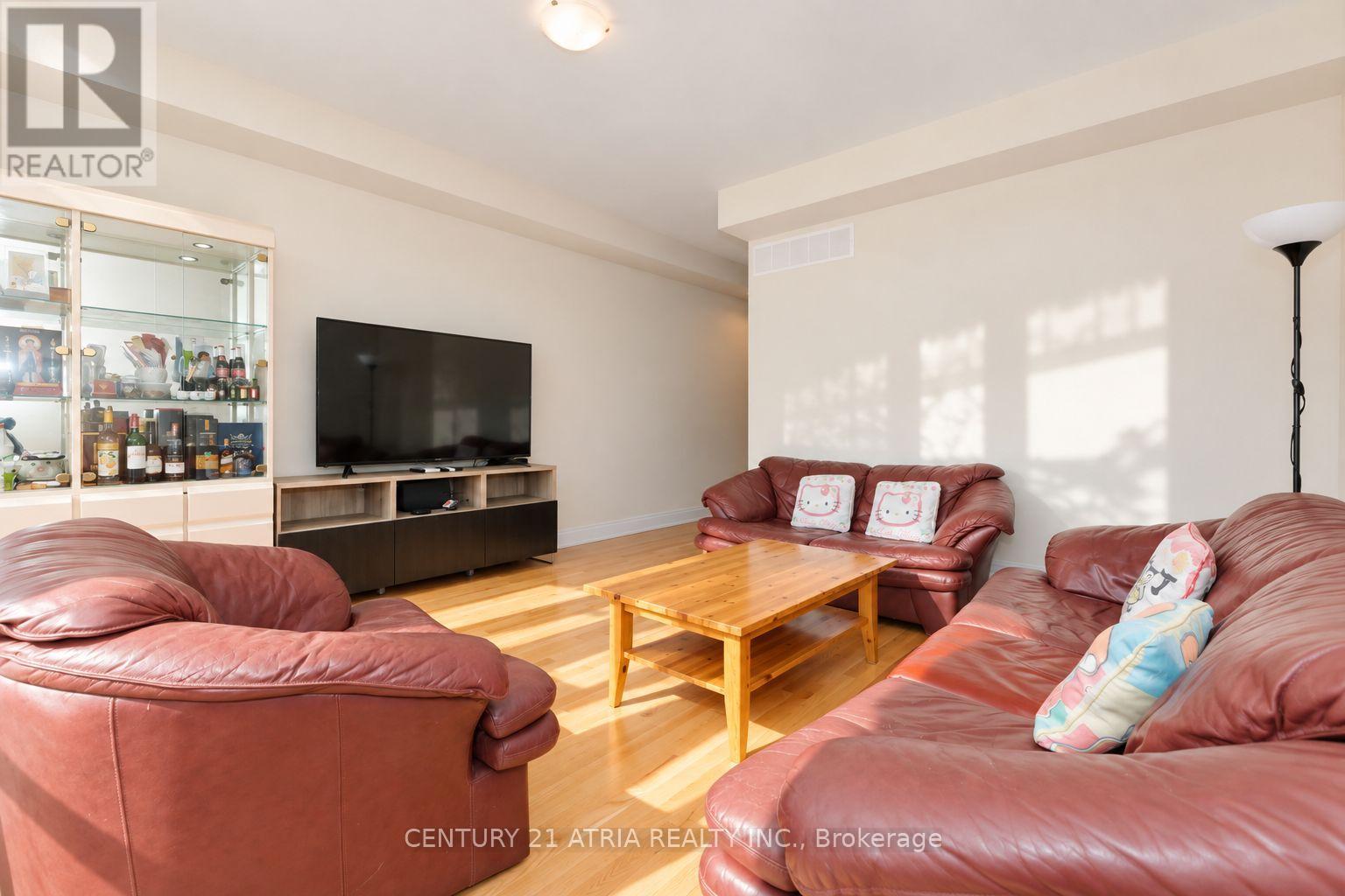 69 Stauffer Crescent Property Photo 12