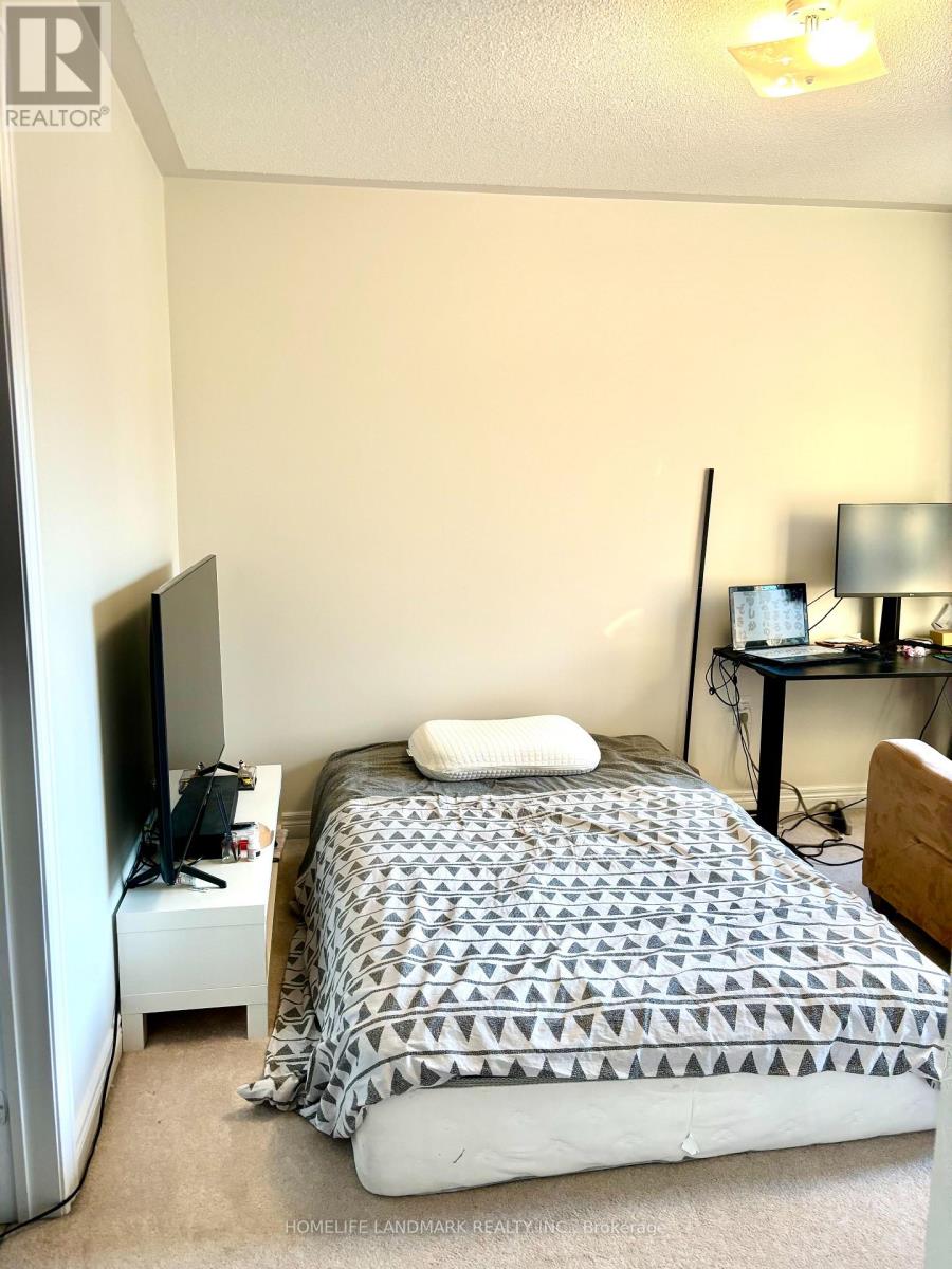 49 Holst Avenue Property Photo 12