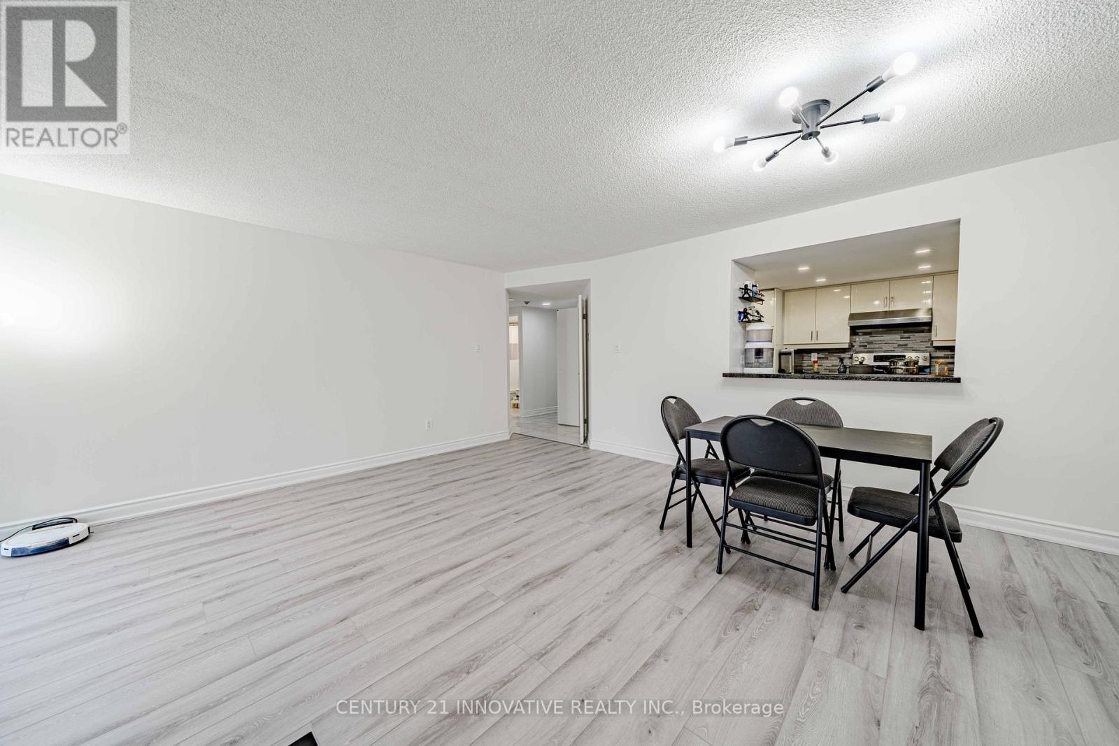 511 - 5 Weldrick Road W Property Photo 14