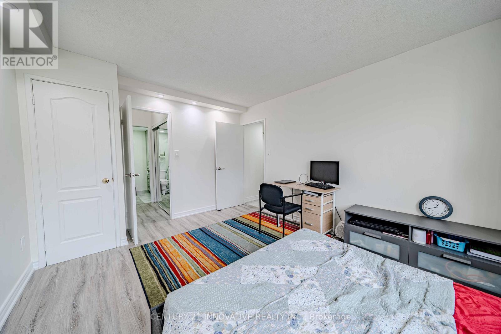 511 - 5 Weldrick Road W Property Photo 18