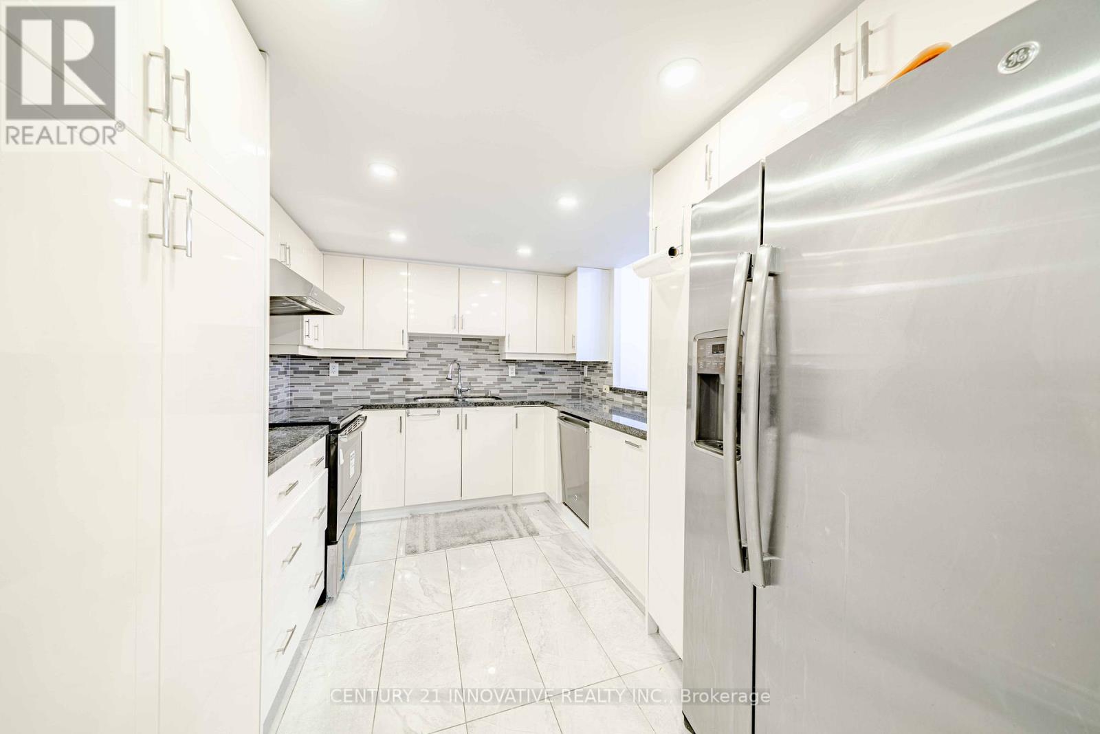 511 - 5 Weldrick Road W Property Photo 25