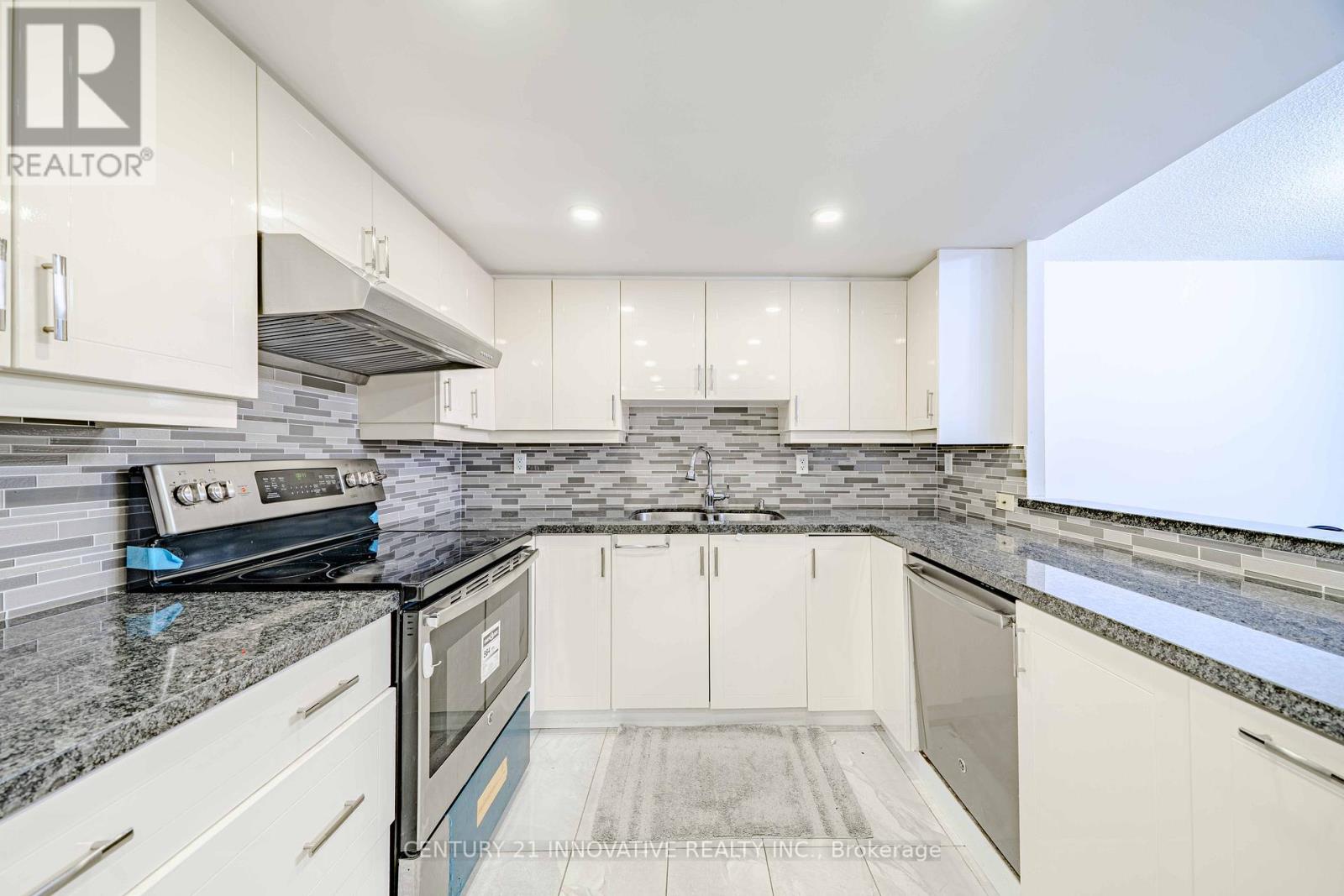 511 - 5 Weldrick Road W Property Photo 27