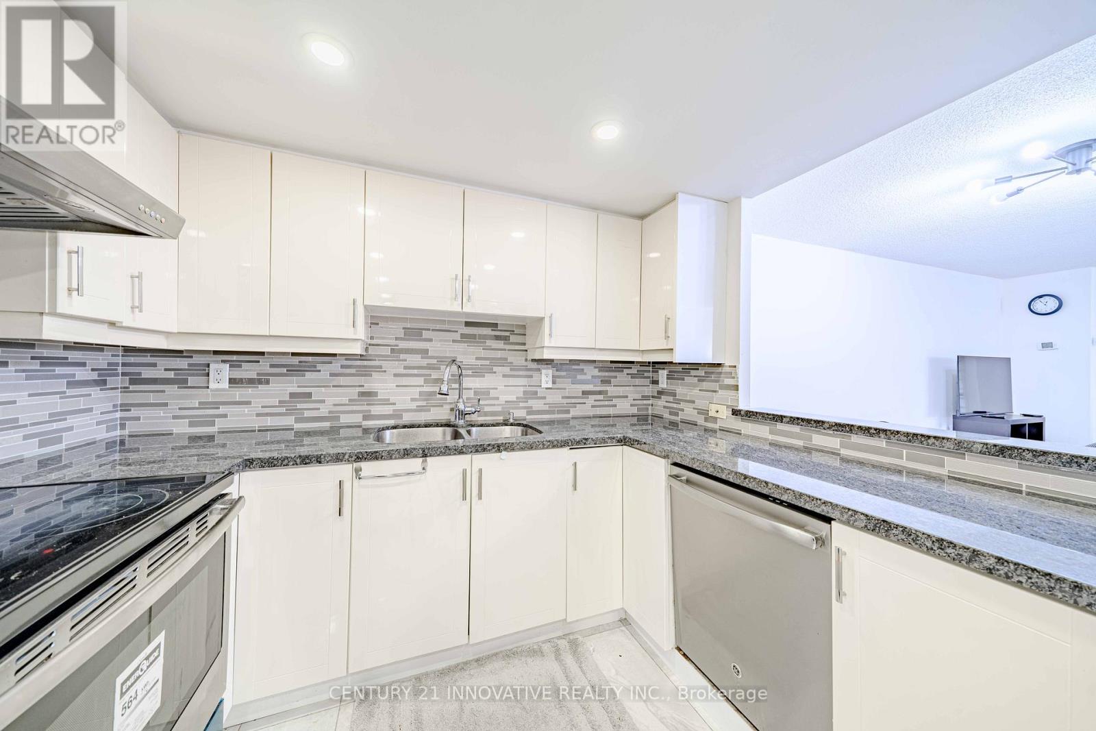511 - 5 Weldrick Road W Property Photo 29