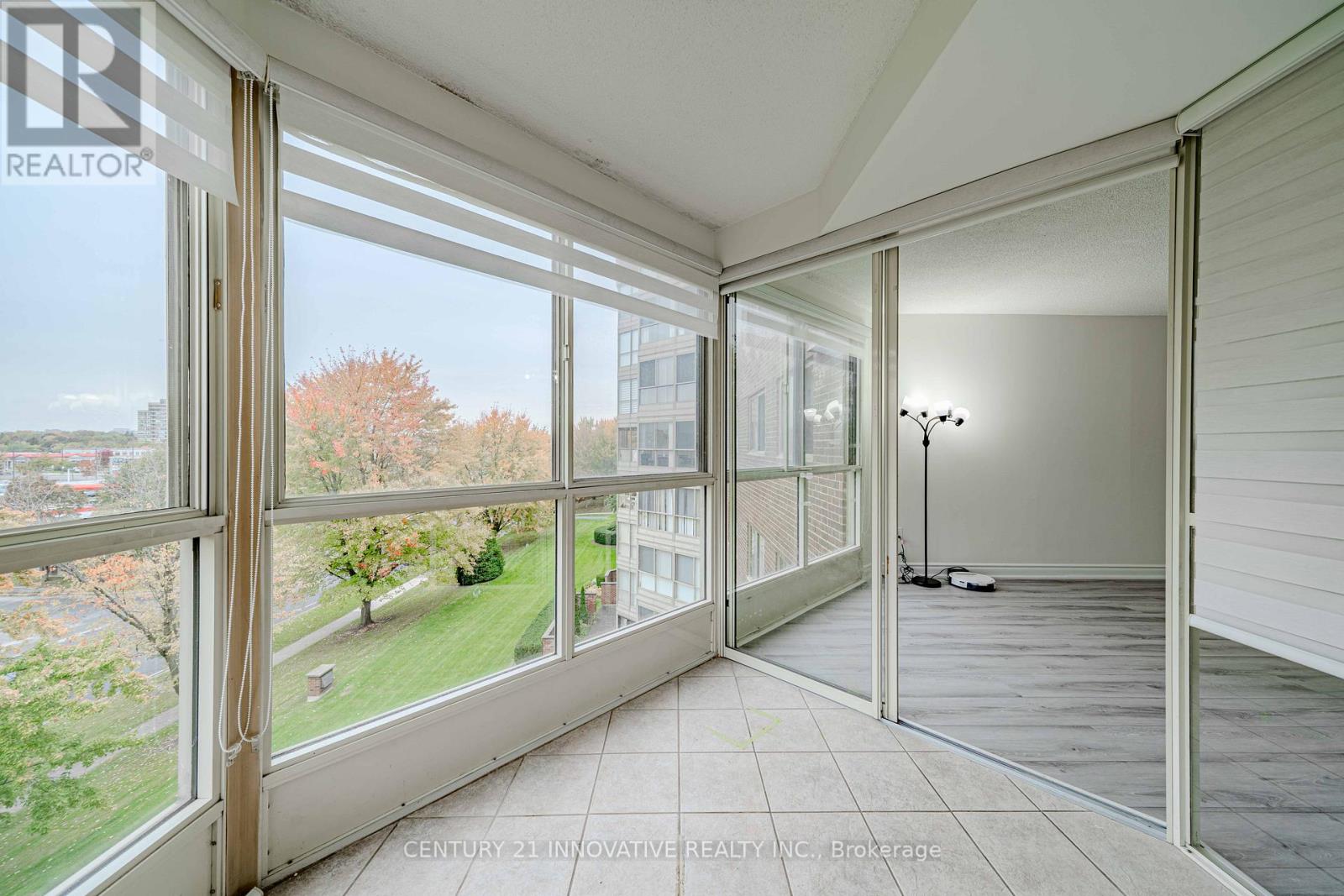 511 - 5 Weldrick Road W Property Photo 31