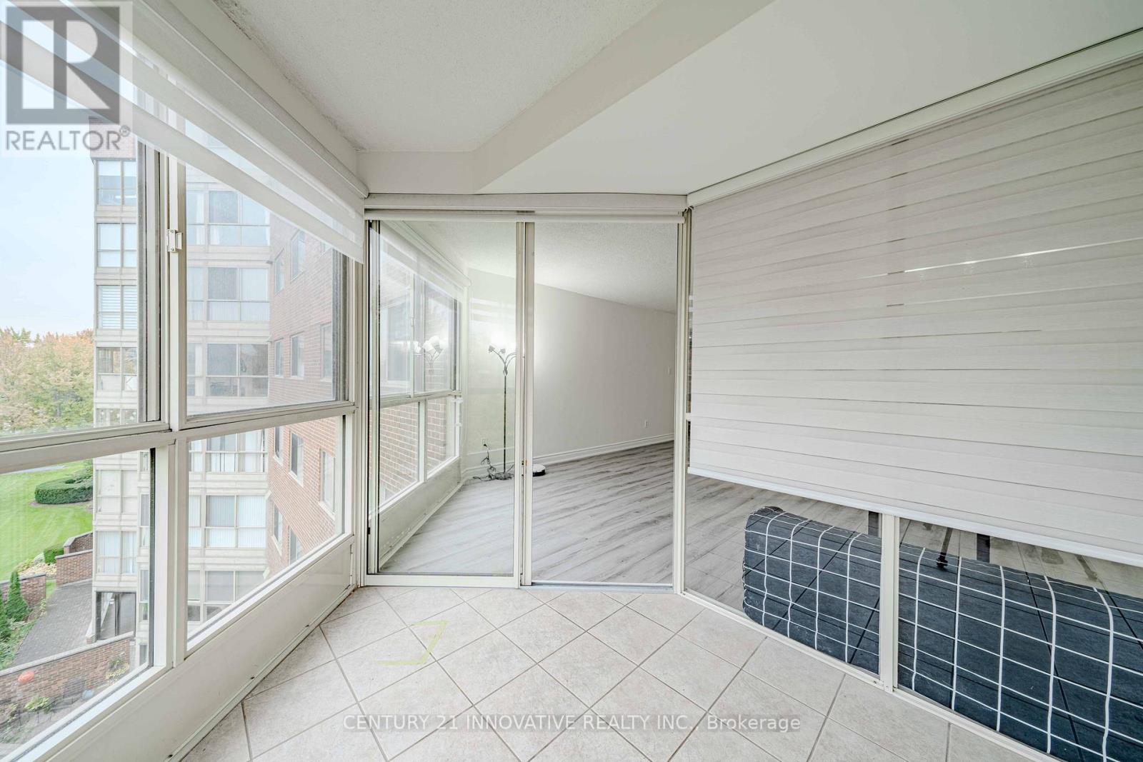 511 - 5 Weldrick Road W Property Photo 33