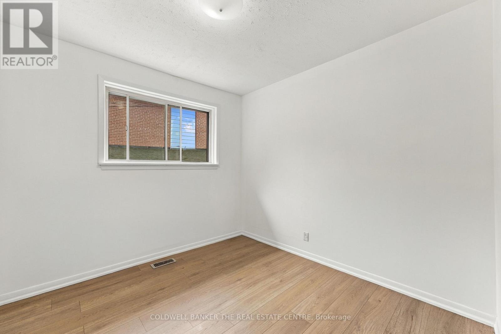 21 Glass Drive Property Photo 17
