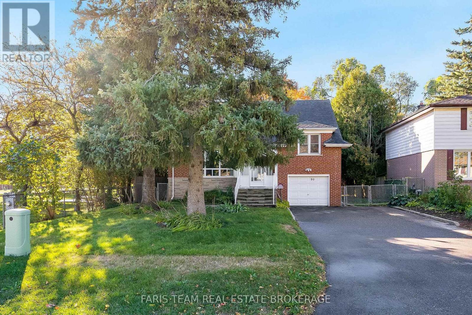 90 Bedford Park Avenue Property Photo 2