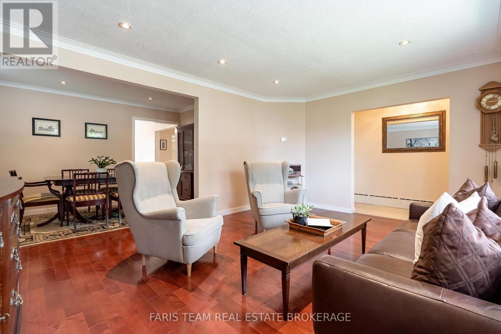 90 Bedford Park Avenue Property Photo 13