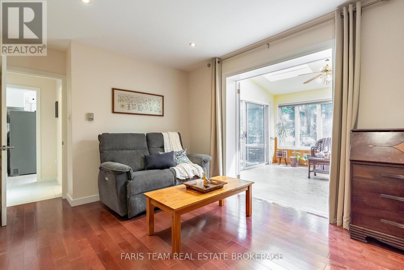 90 Bedford Park Avenue Property Photo 16