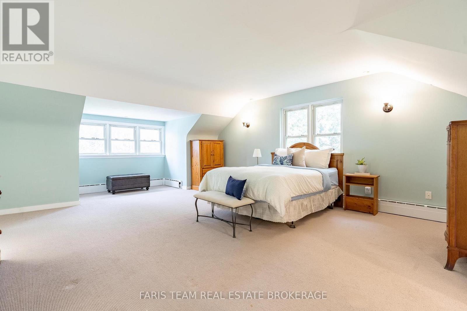 90 Bedford Park Avenue Property Photo 21