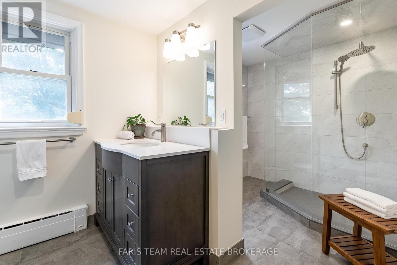 90 Bedford Park Avenue Property Photo 23