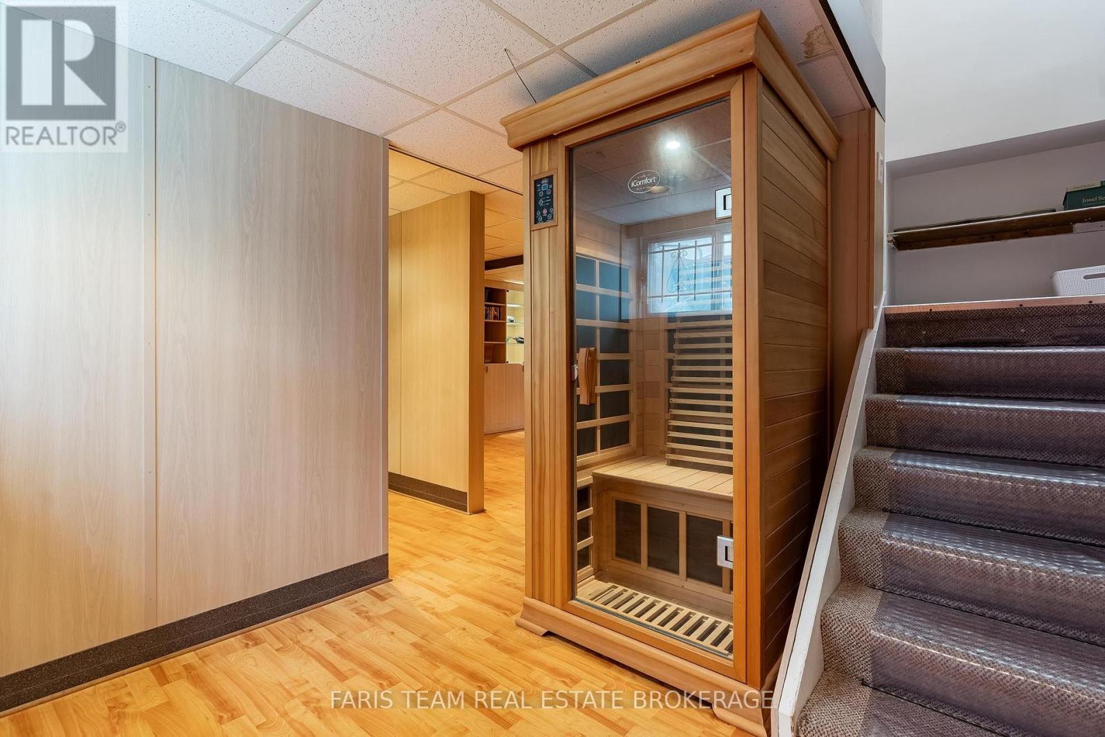 90 Bedford Park Avenue Property Photo 28
