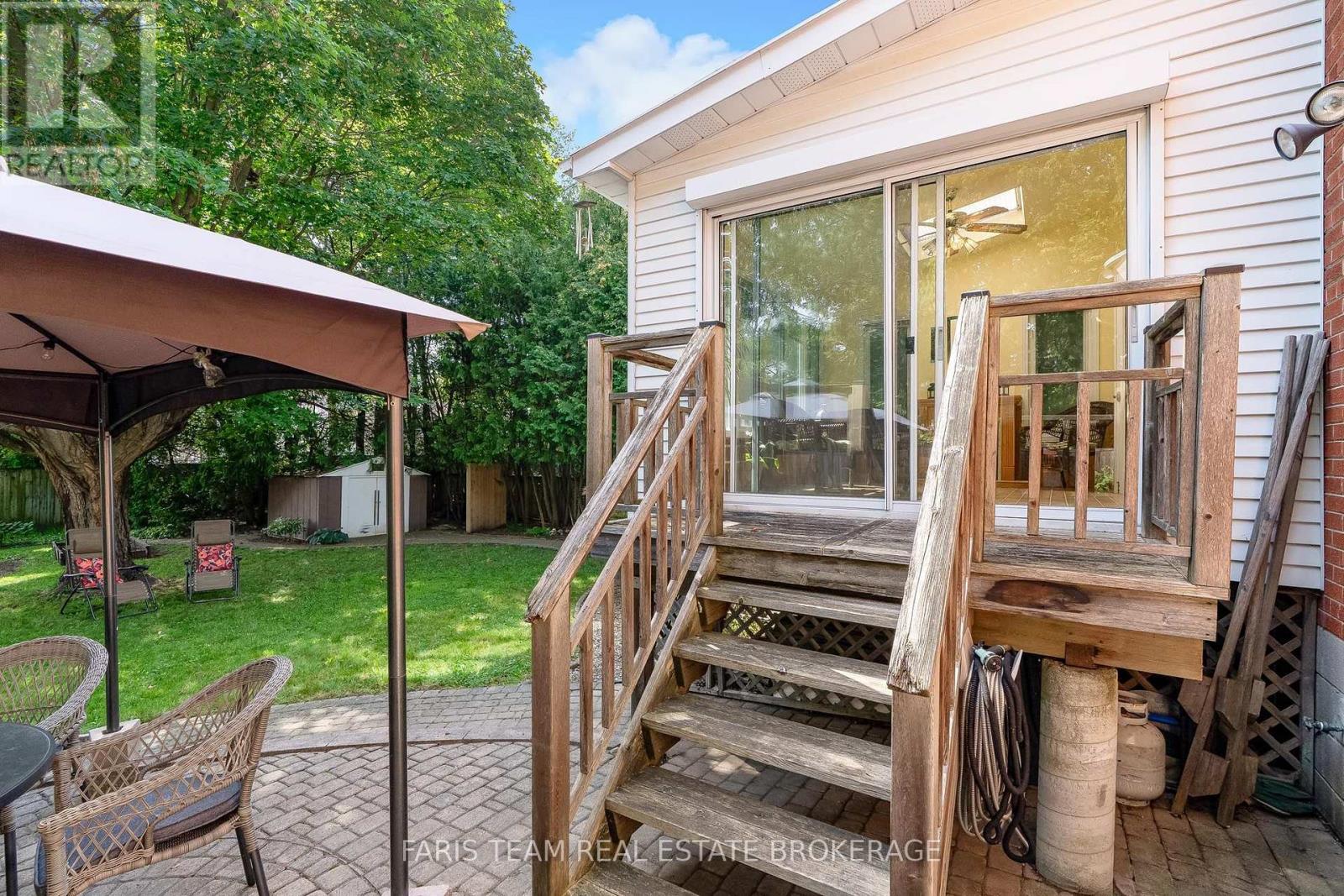90 Bedford Park Avenue Property Photo 34