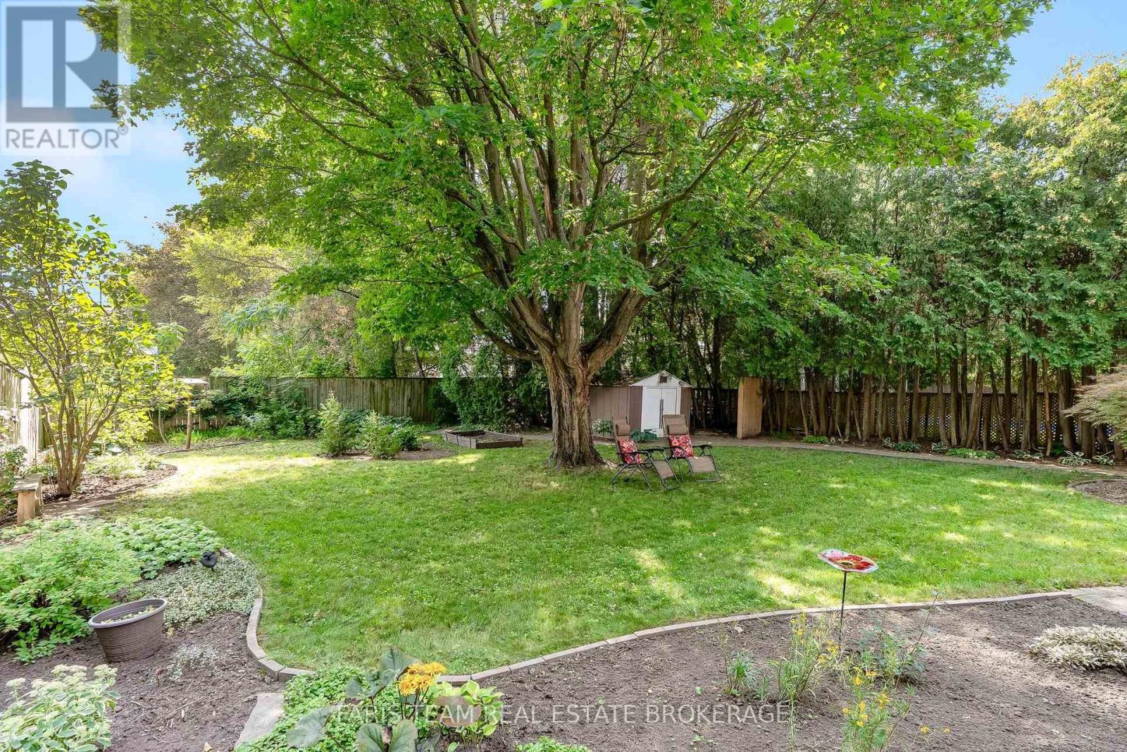 90 Bedford Park Avenue Property Photo 38