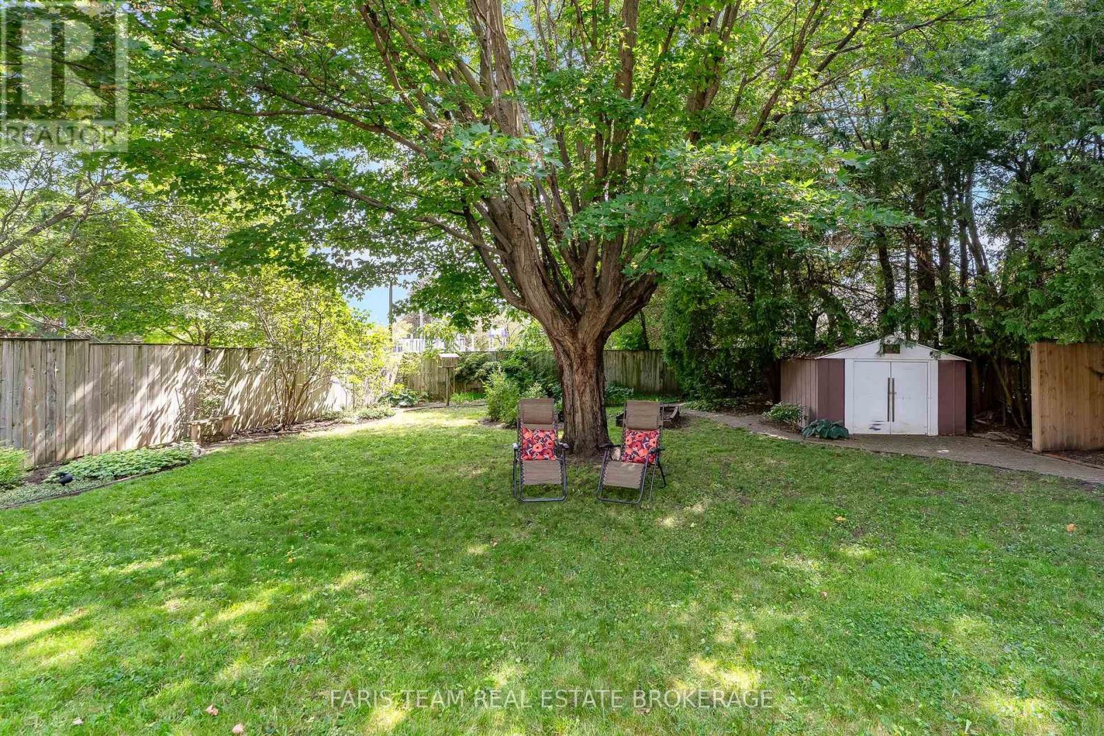 90 Bedford Park Avenue Property Photo 39