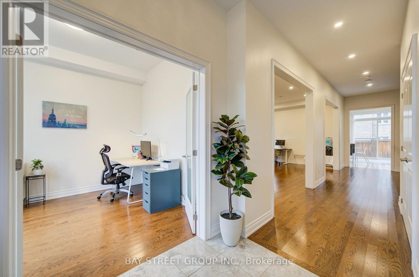 30 Ben Sinclair Avenue Property Photo 2