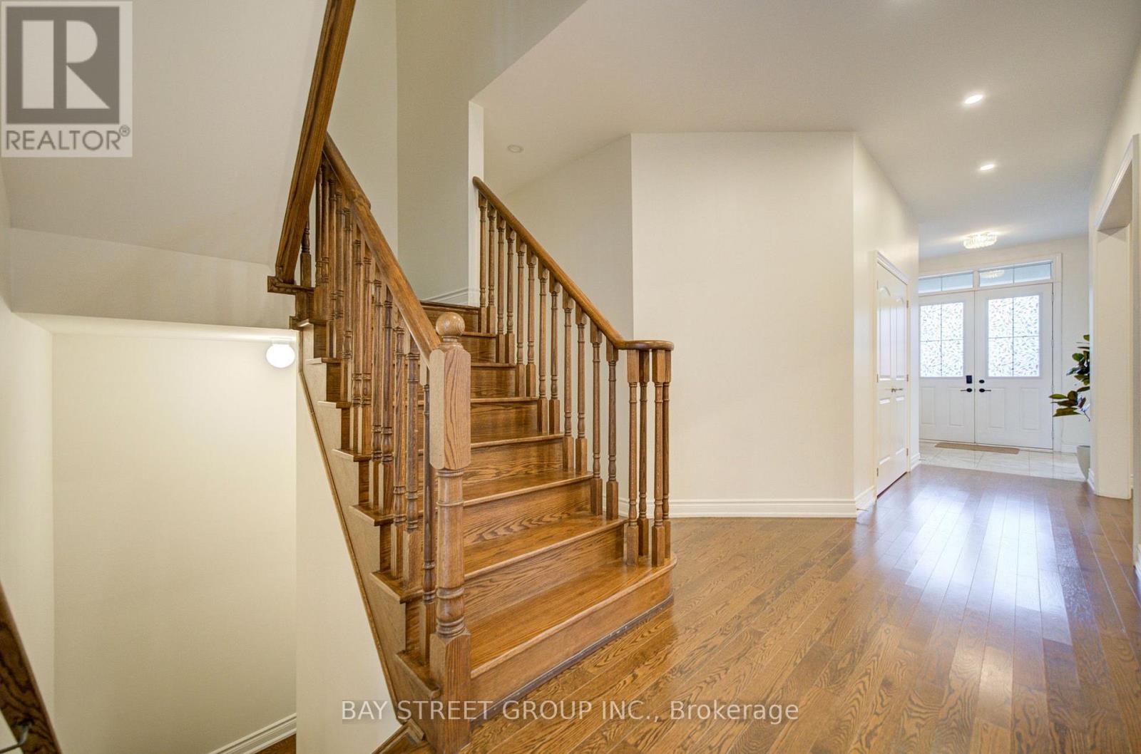 30 Ben Sinclair Avenue Property Photo 7