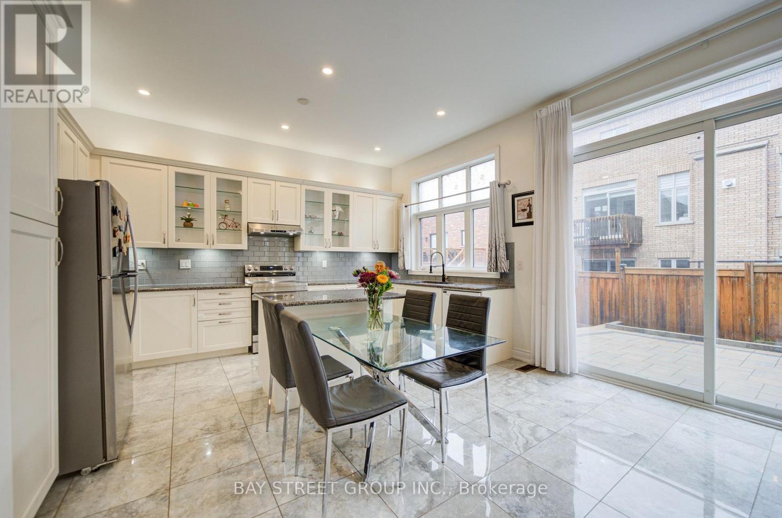 30 Ben Sinclair Avenue Property Photo 10