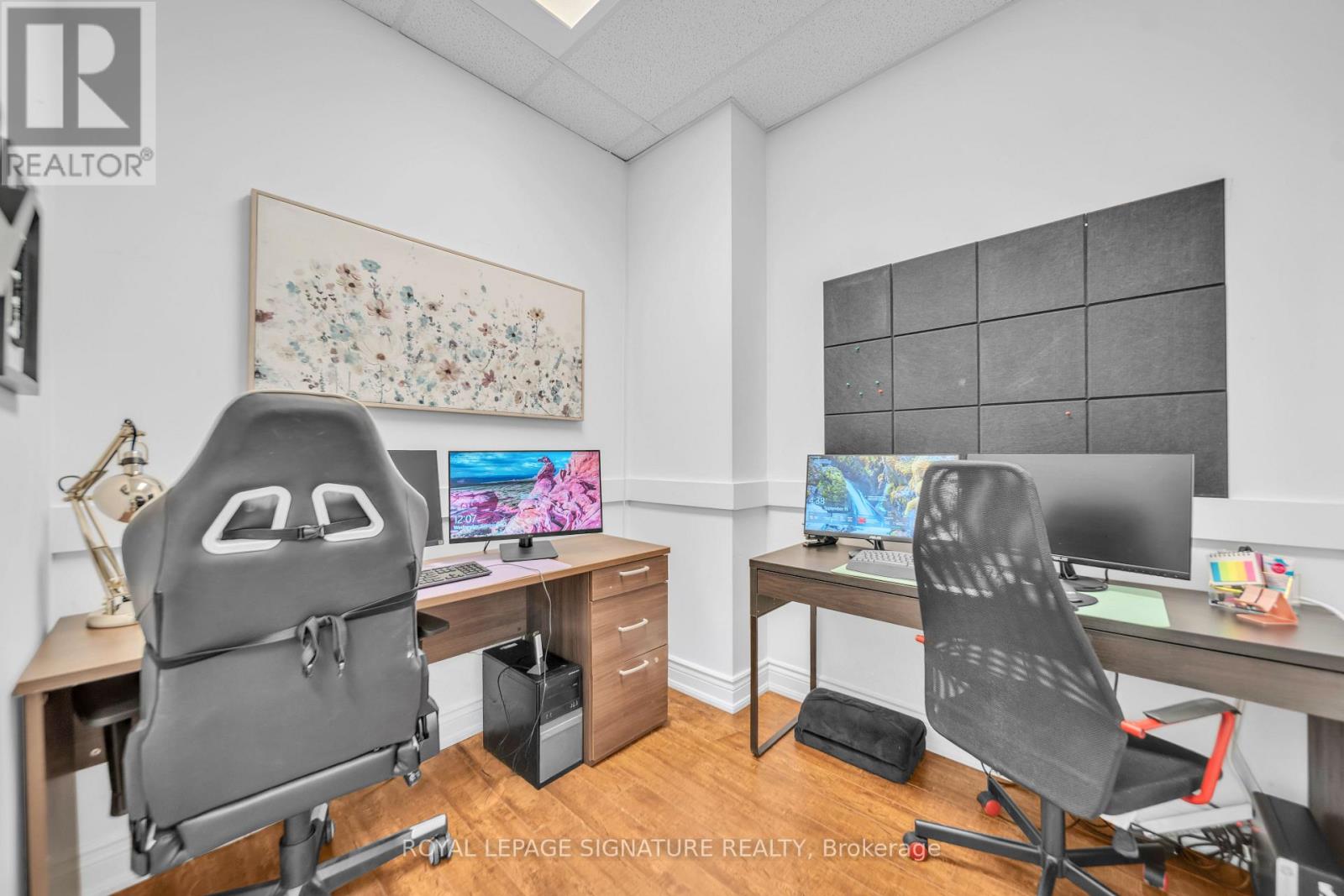310 - 7191 Yonge Street Property Photo 9