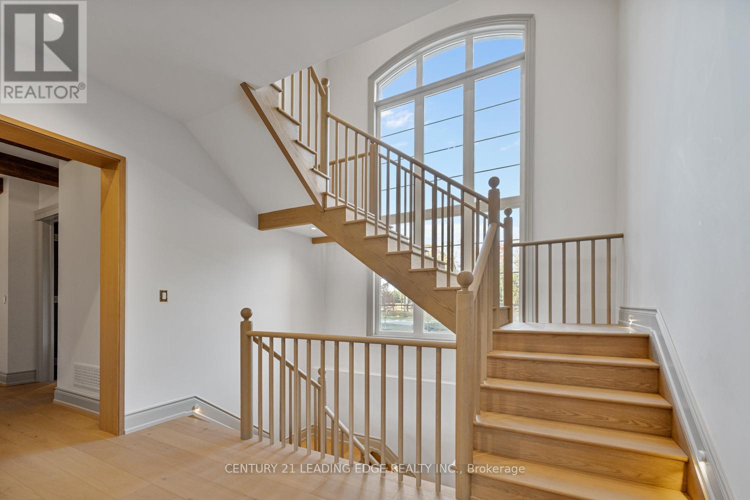 43 Newton Reed Crescent Property Photo 18