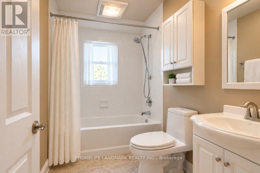 100 Lake Drive N Property Photo 16