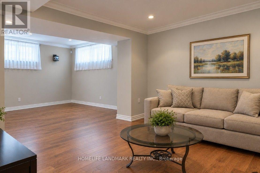 100 Lake Drive N Property Photo 17