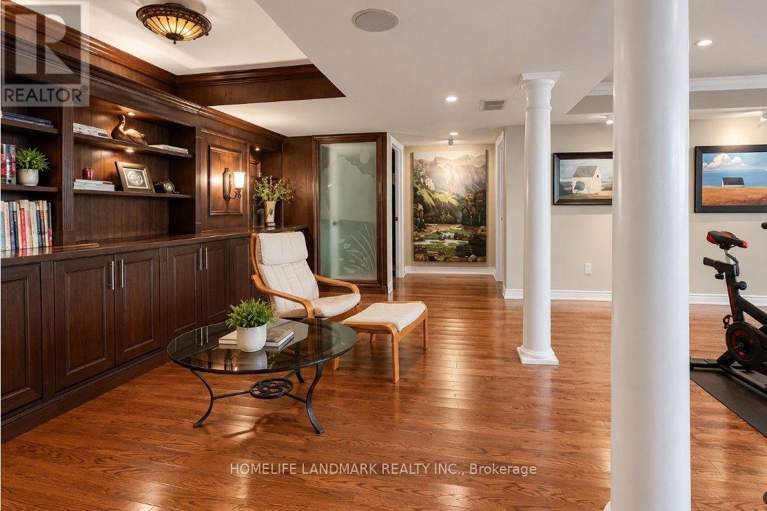100 Lake Drive N Property Photo 20