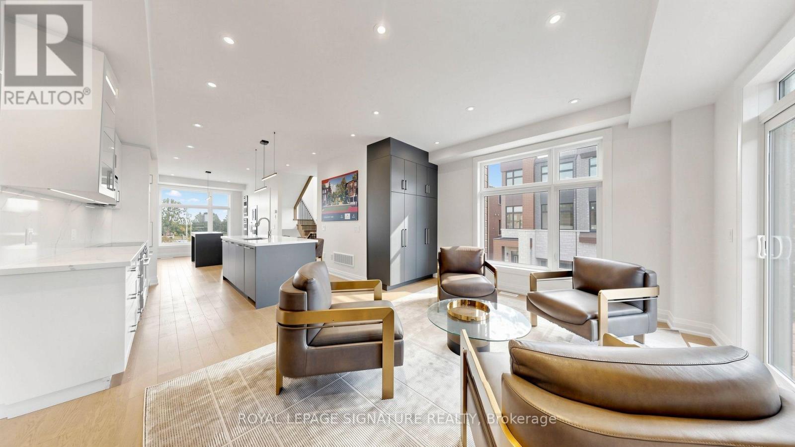38 Radisson Street Property Photo 2