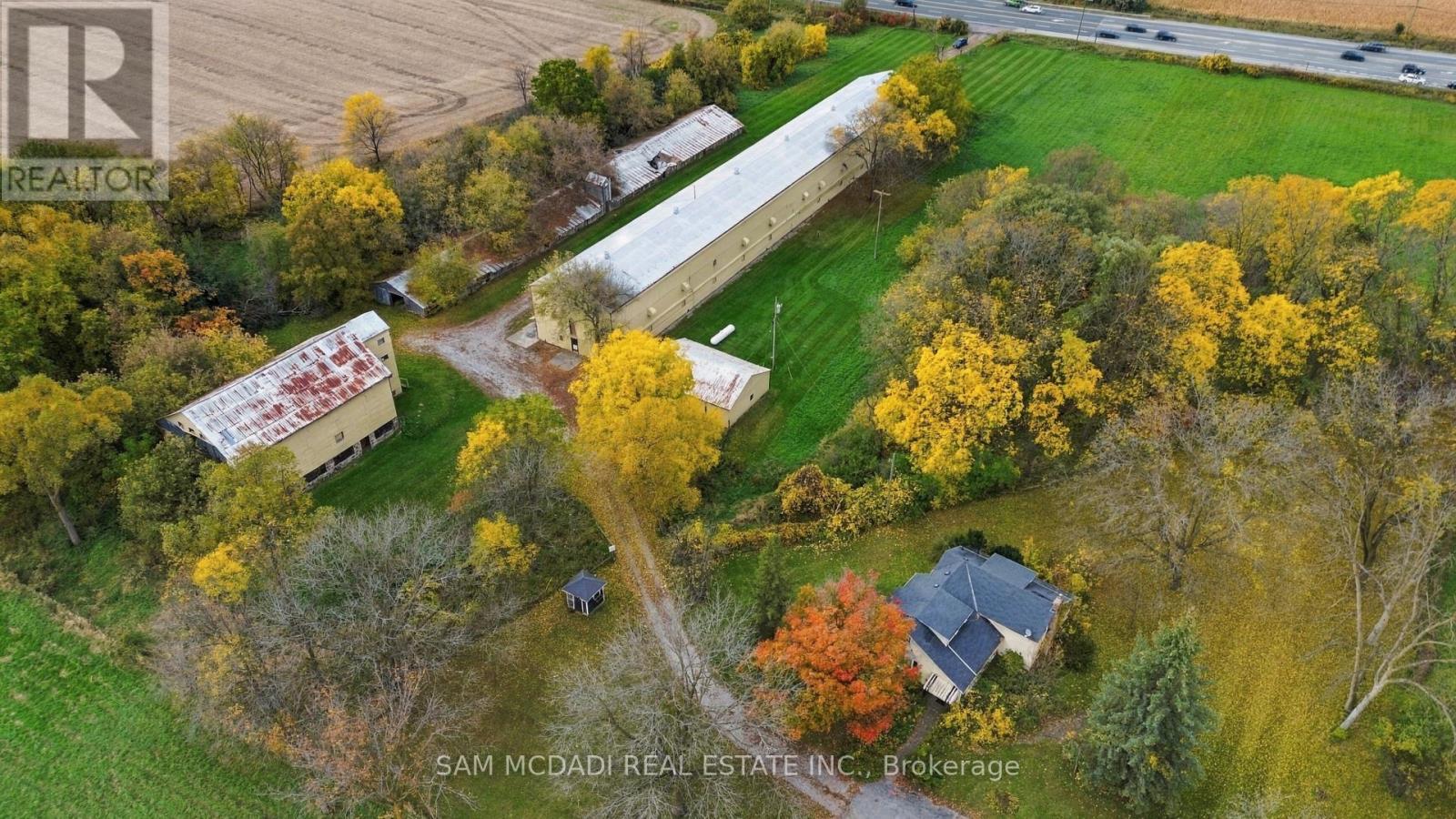 17422 Bathurst Street Property Photo 17