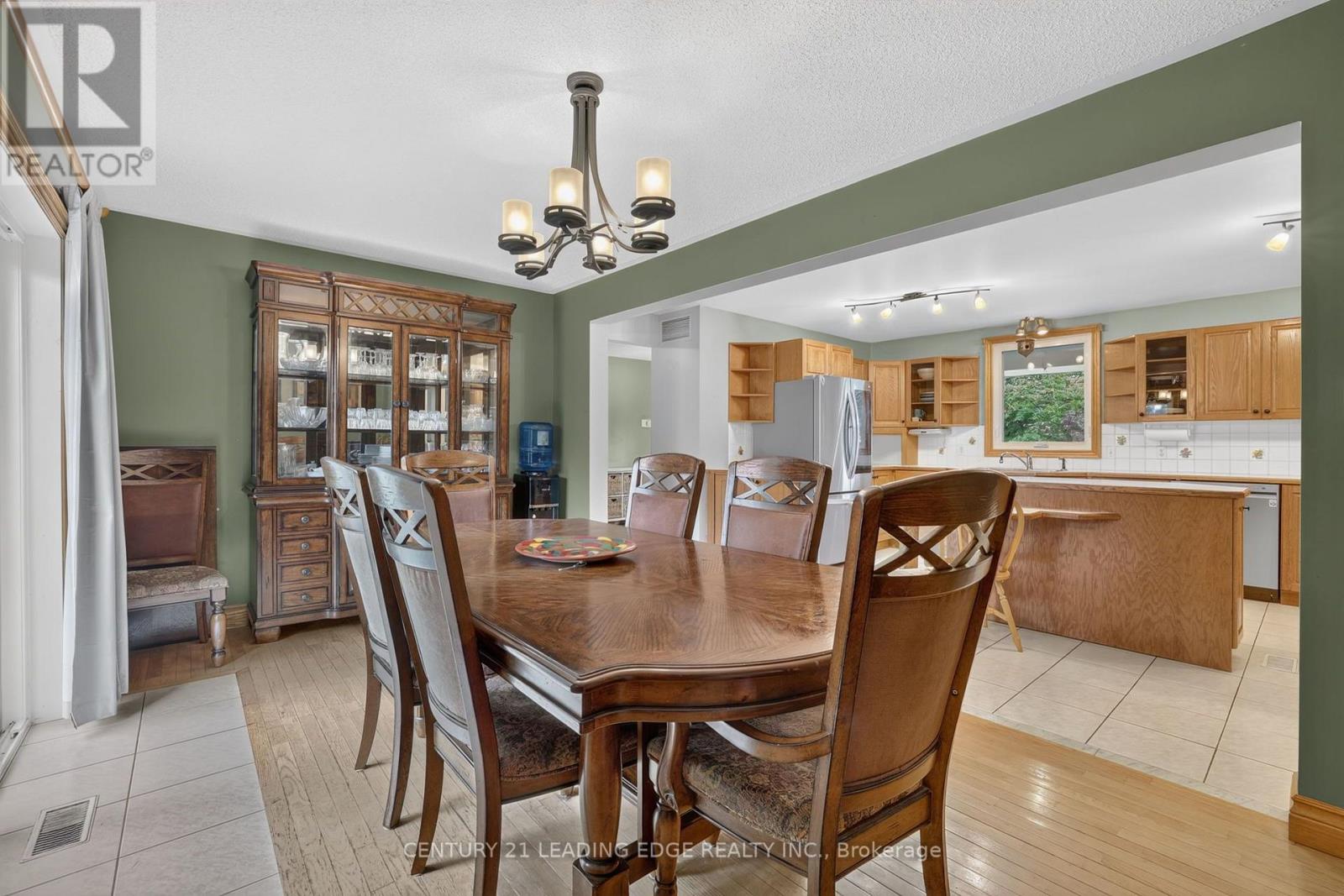 23233 Miles Road Property Photo 9