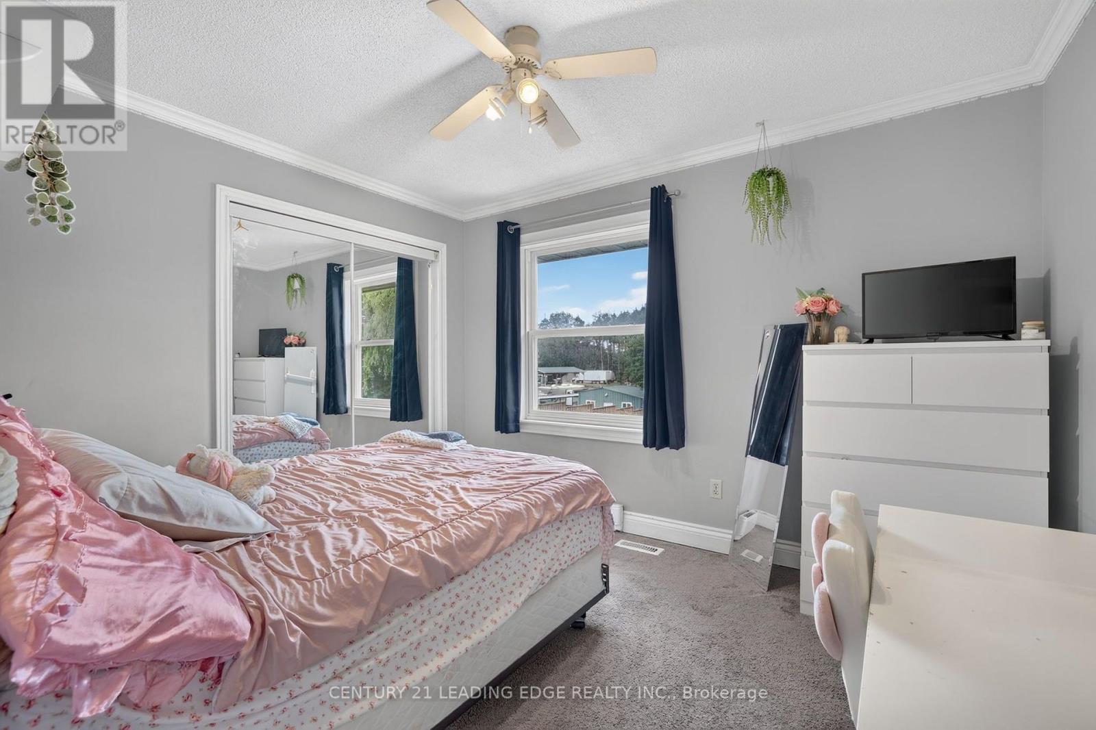 23233 Miles Road Property Photo 20
