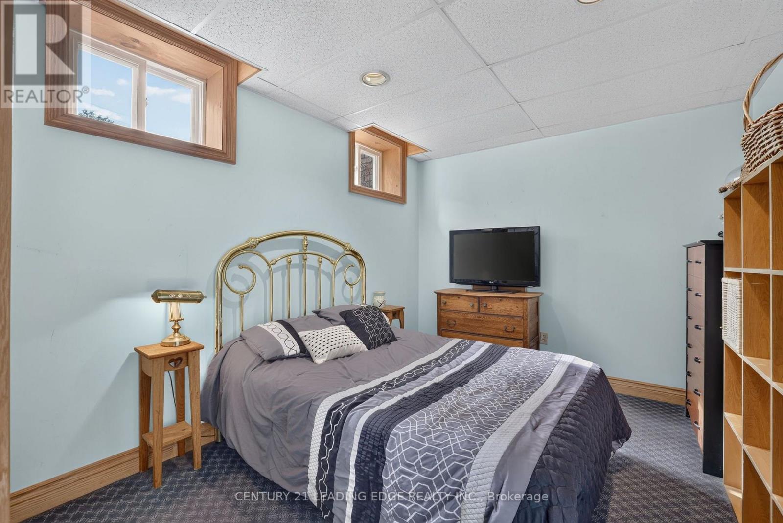 23233 Miles Road Property Photo 27