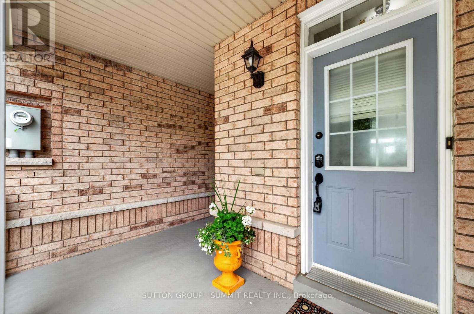 187 Kirkvalley Crescent Property Photo 4