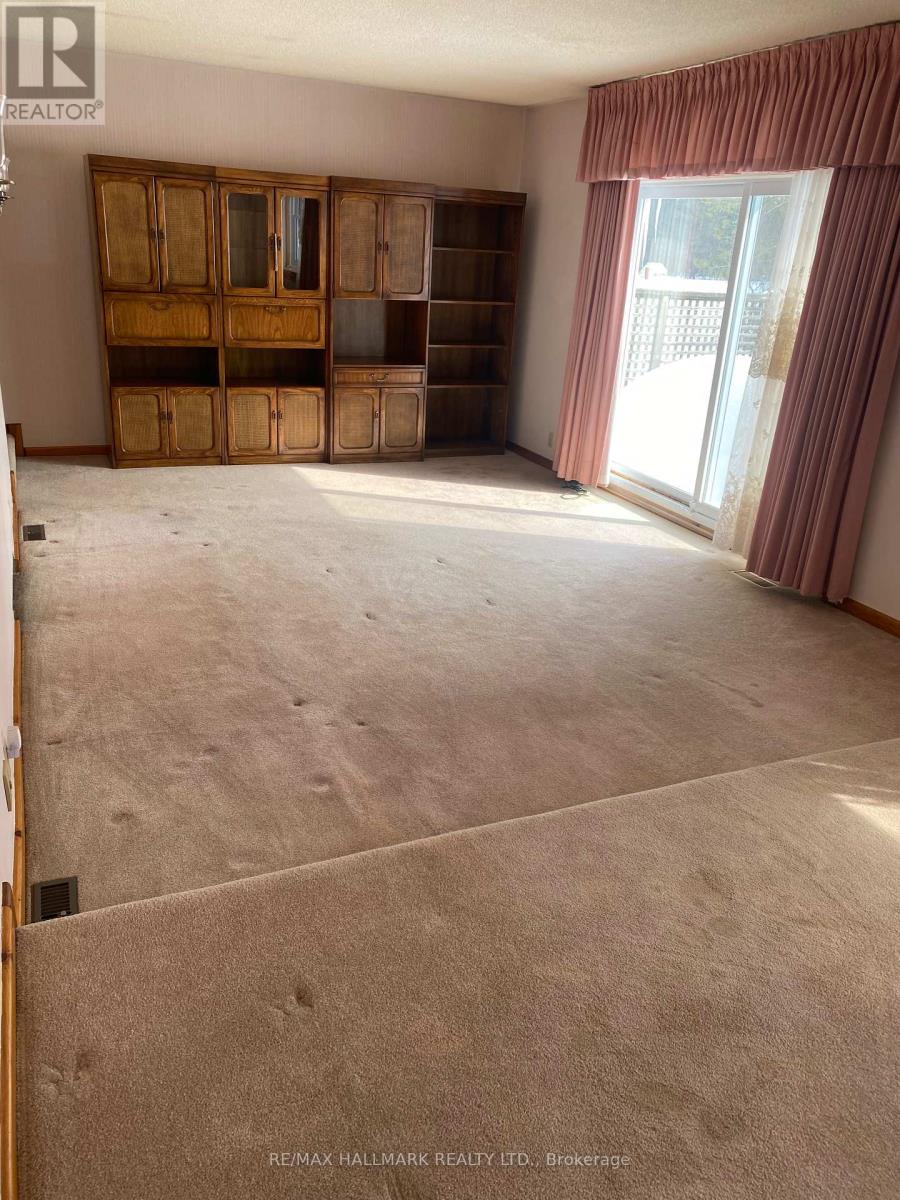 4749 Aurora Road E Property Photo 8