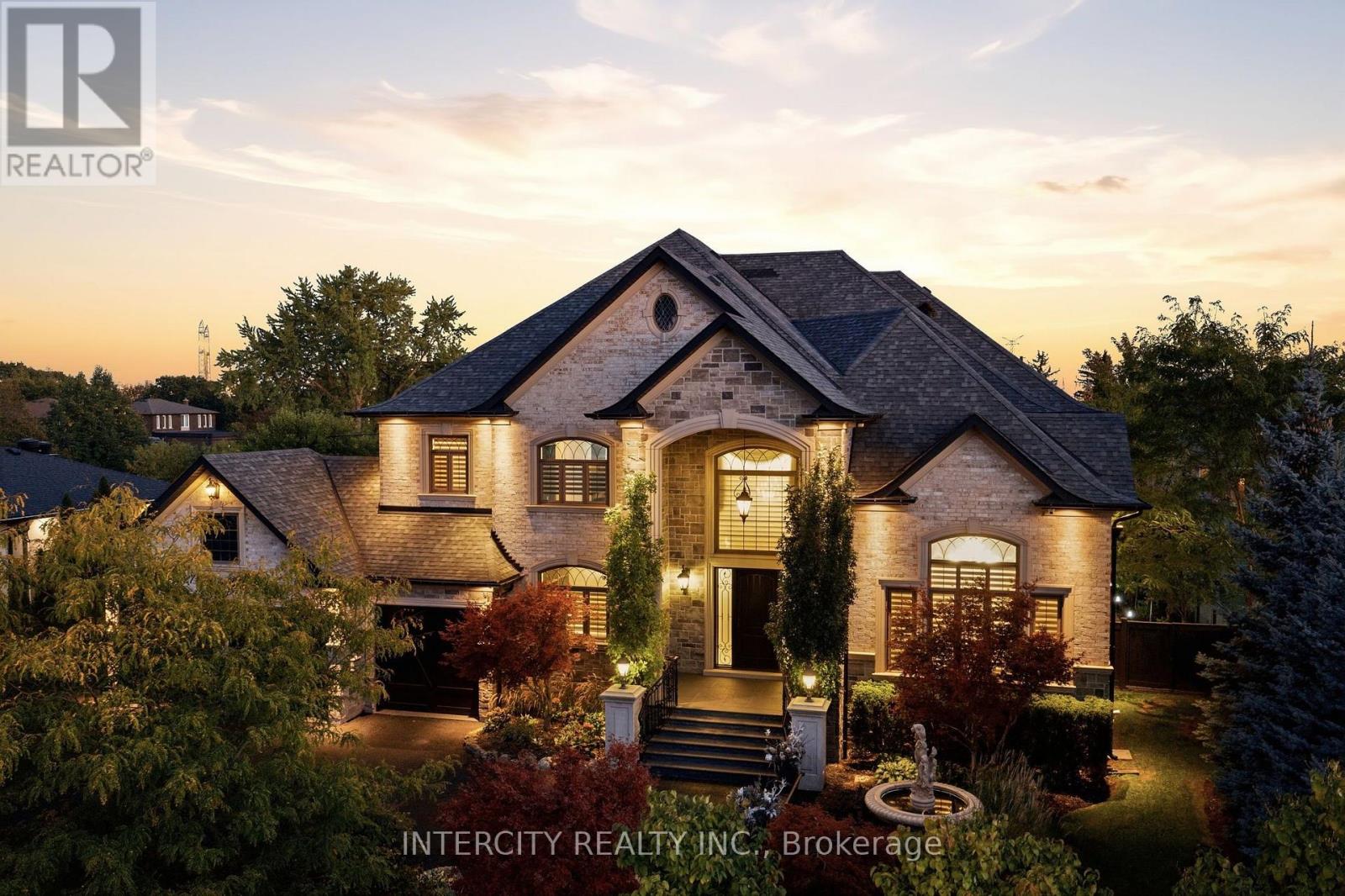 27 Rockview Gardens Property Photo 1