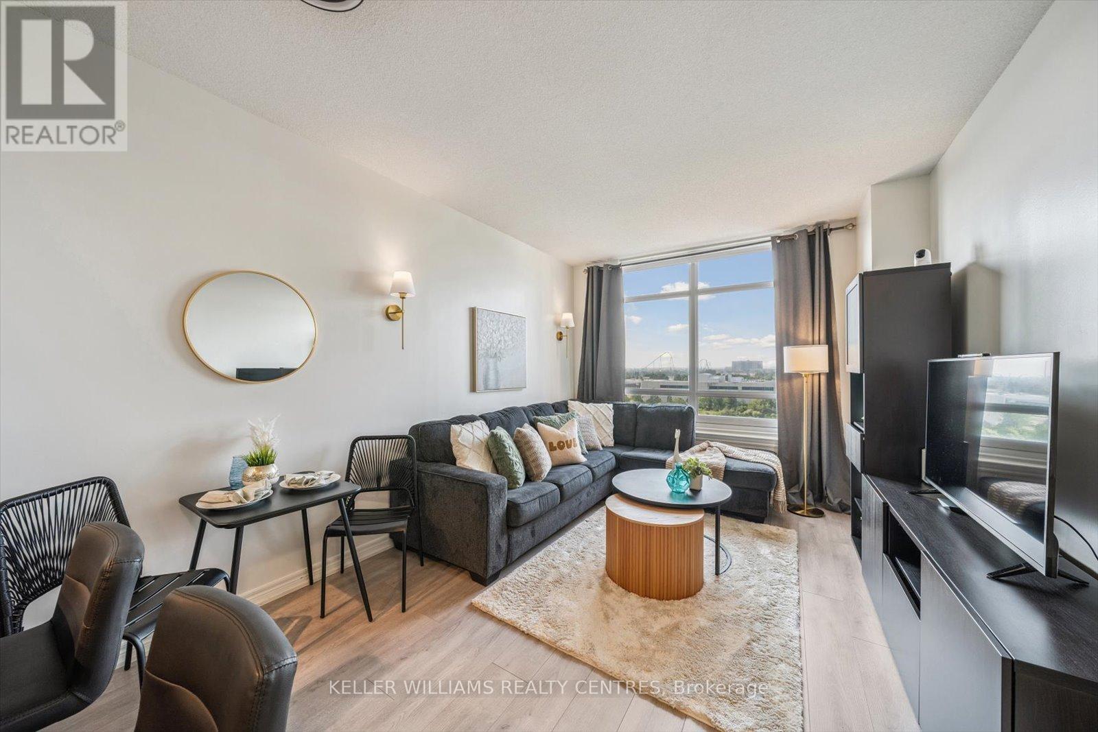 902 - 9245 Jane Street Property Photo 1