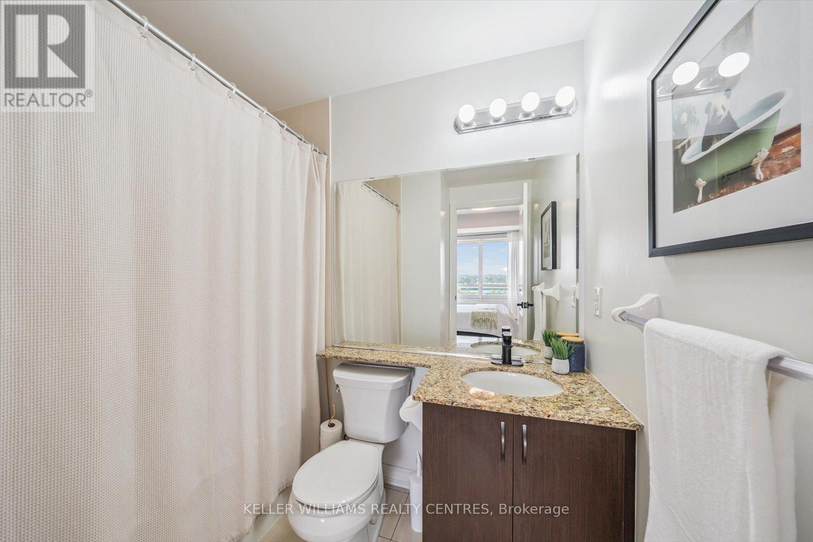 902 - 9245 Jane Street Property Photo 5