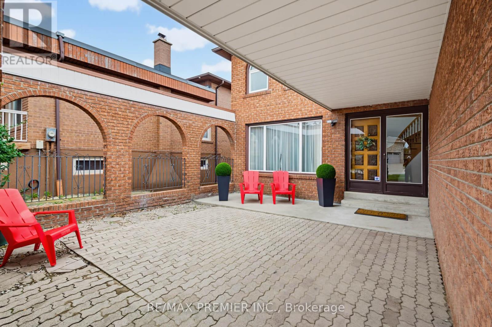 33 Houston Road Property Photo 2