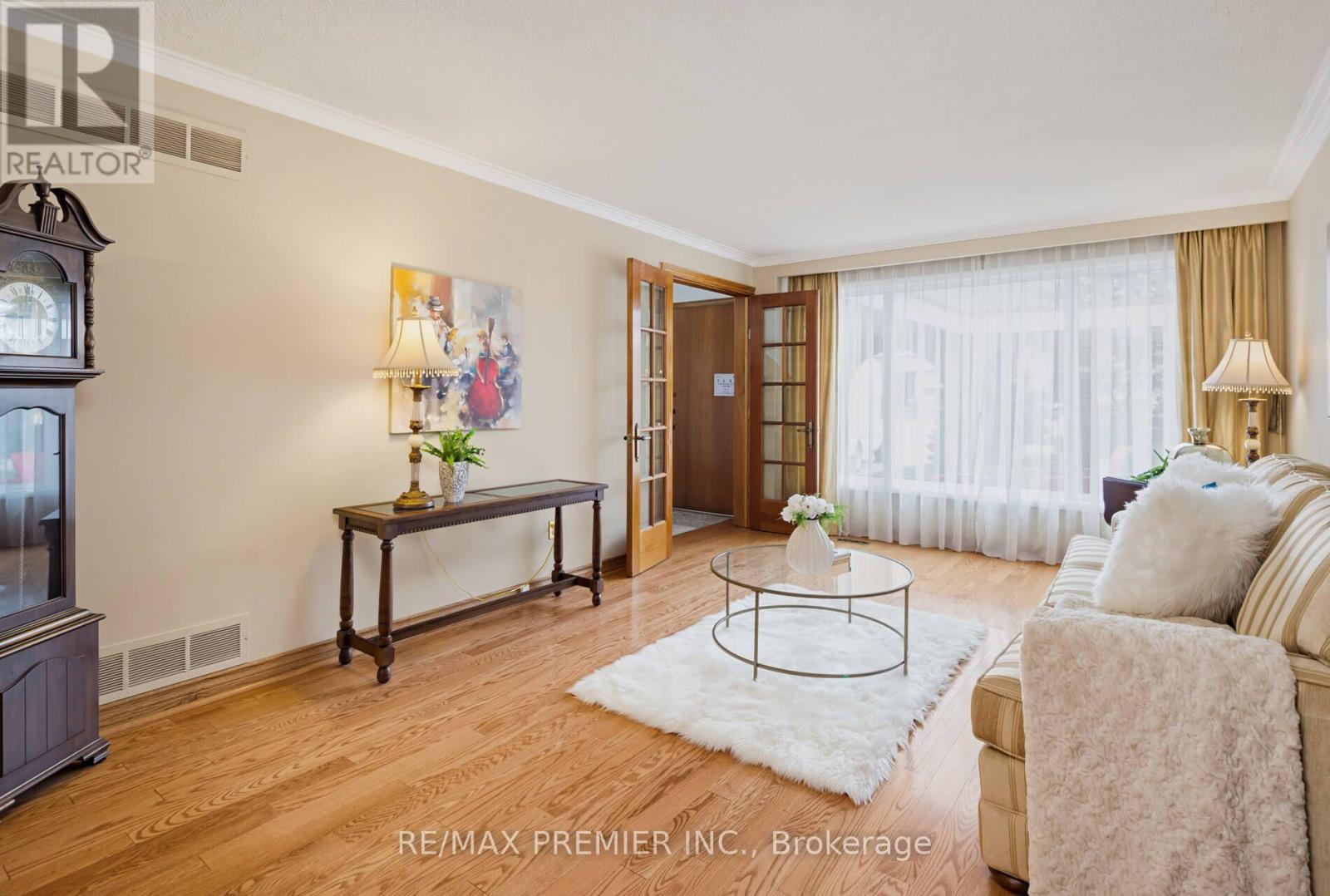 33 Houston Road Property Photo 7