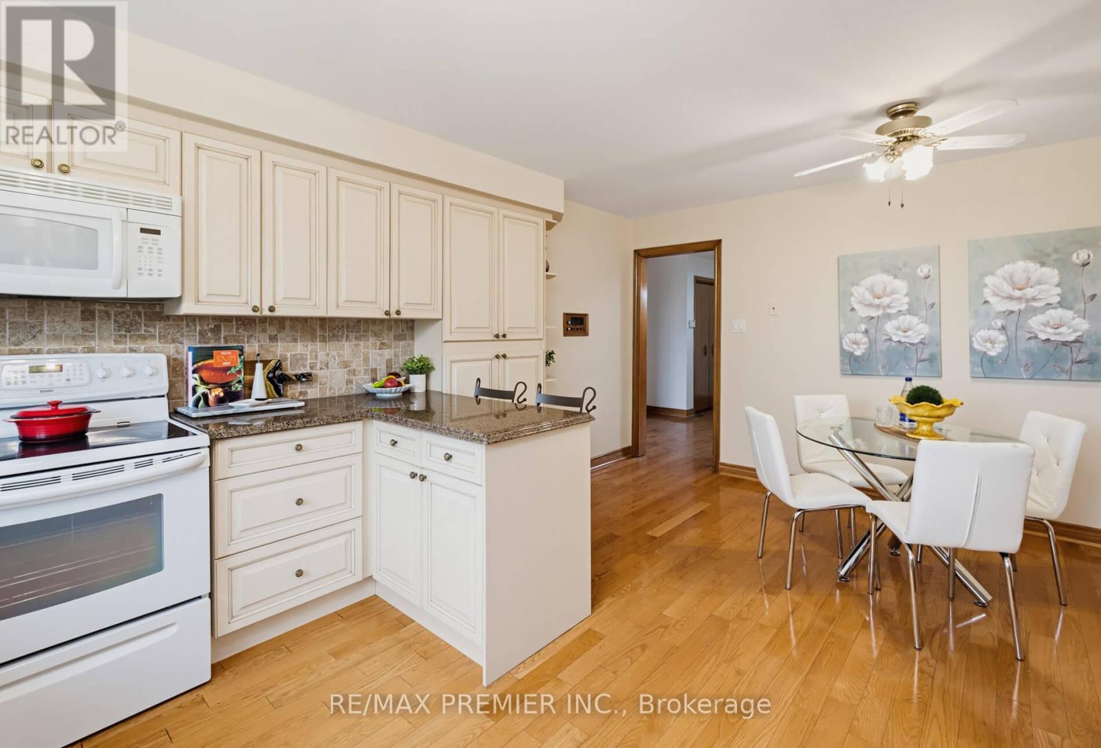 33 Houston Road Property Photo 14
