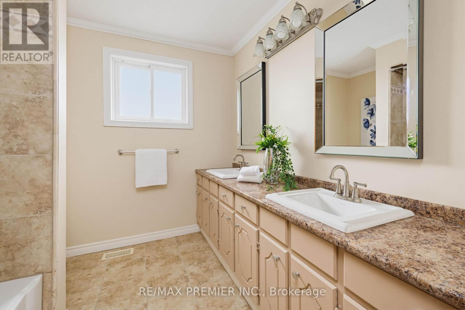 33 Houston Road Property Photo 27