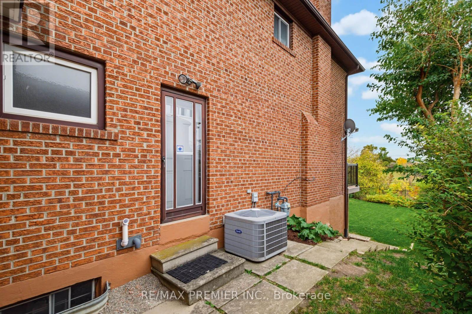 33 Houston Road Property Photo 34