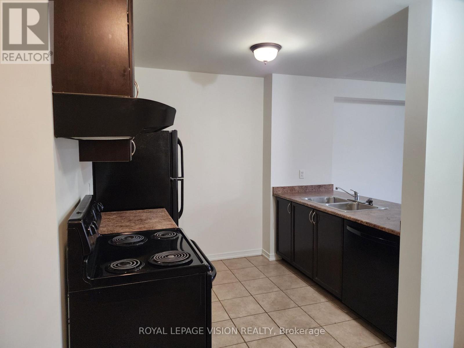 1387 Benson Street Property Photo 5