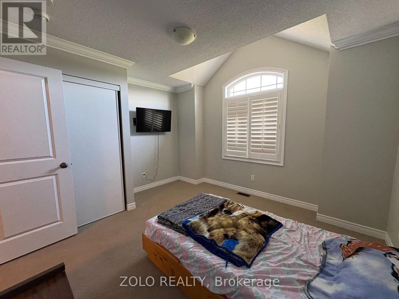 42 Willoughby Way Property Photo 11